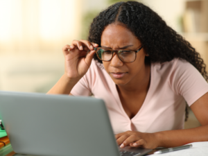 crystal-clear-opticians-reduce-screen-time Eye exam